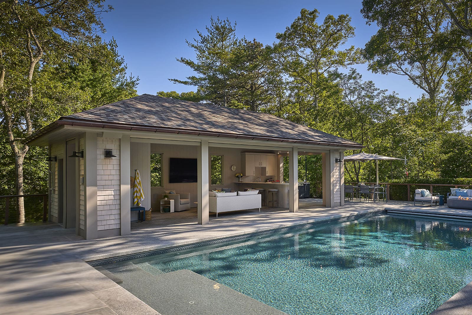 Residencial Pool House 1
